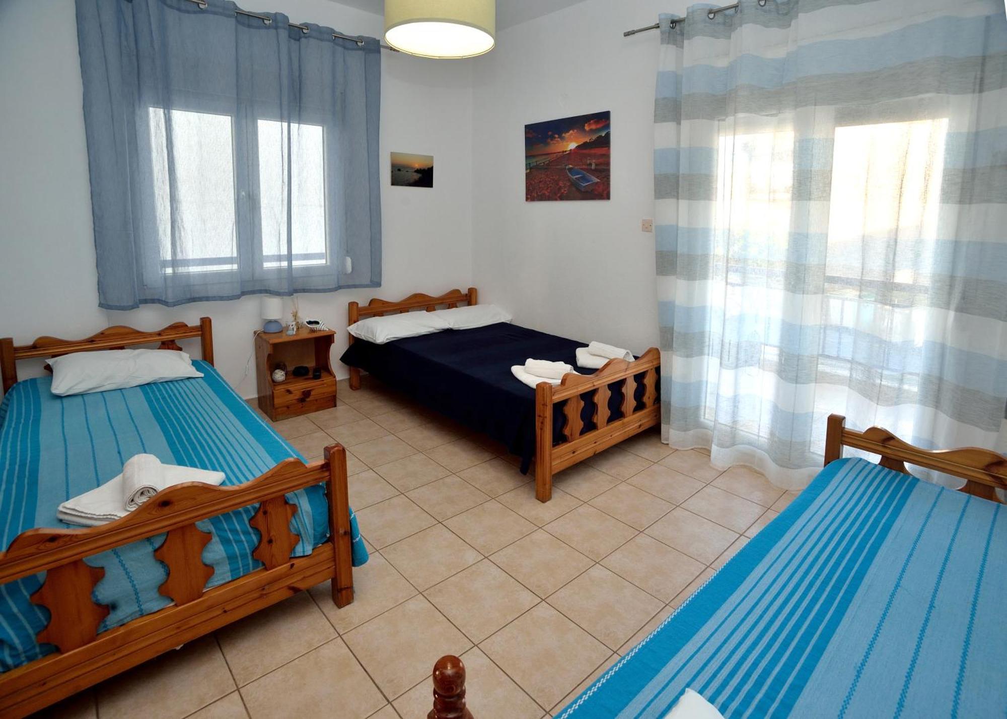 Maria Konstantinidis Apartments نيا بوتيدايا المظهر الخارجي الصورة